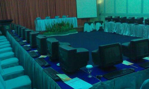 Sewa Komputer
